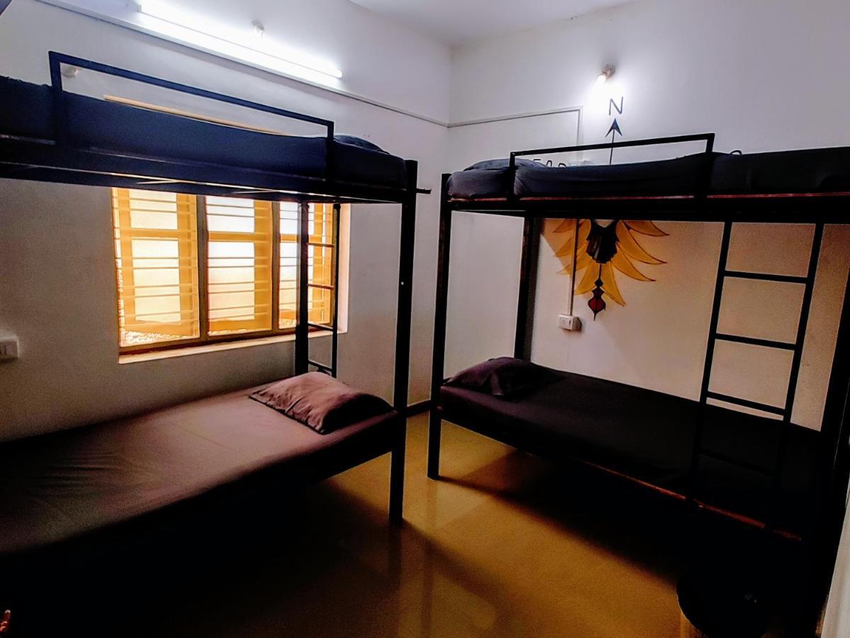 Gogonuts Hostel Varkala Esterno foto