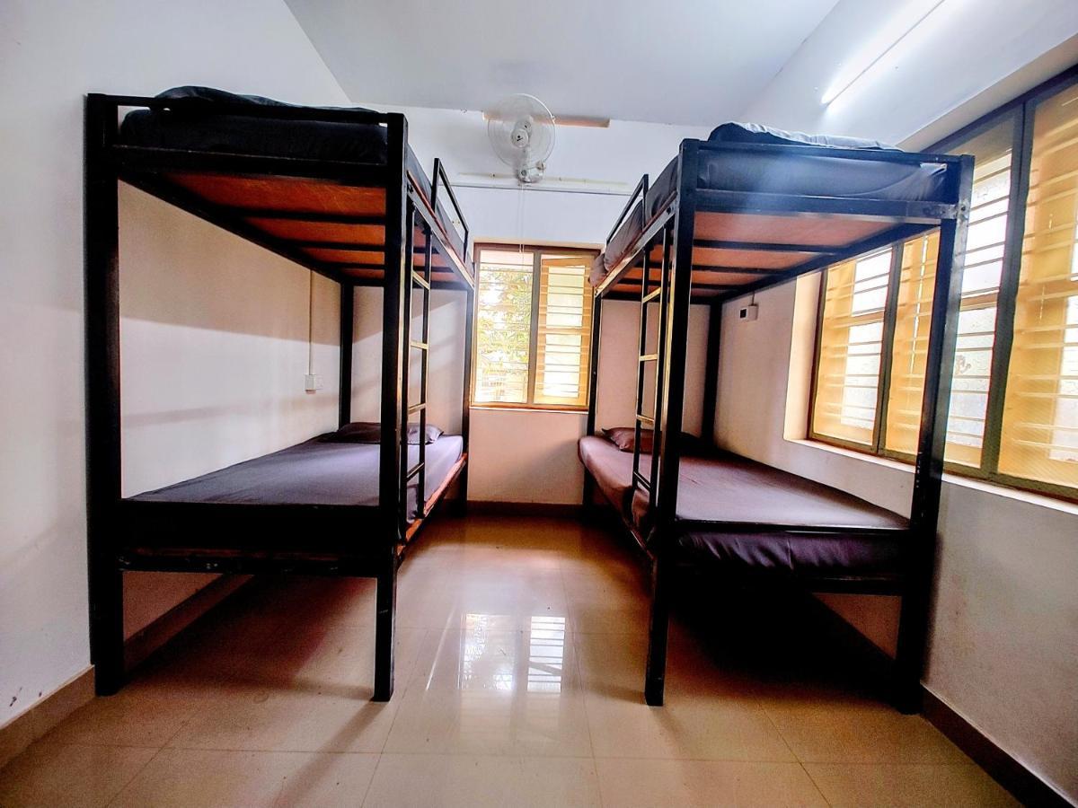 Gogonuts Hostel Varkala Esterno foto